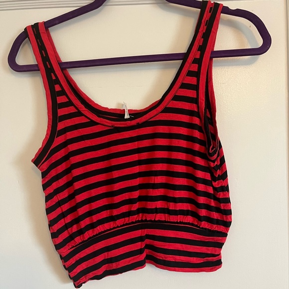 Kirra striped crop top - Picture 3 of 3
